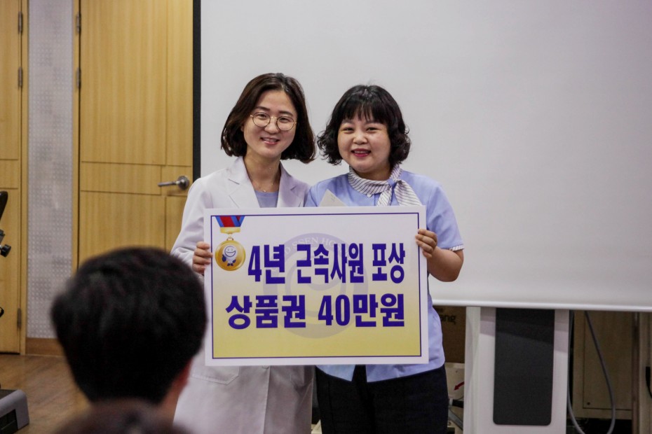 ed5ad6db0d5f5cdb3526cda1aaf71835_1496913