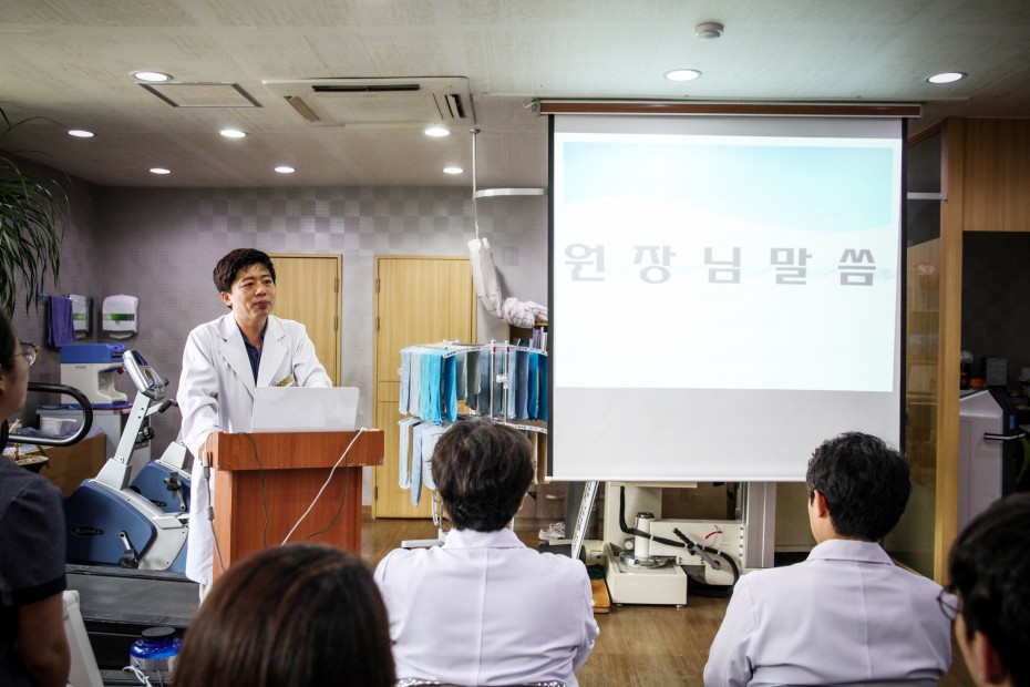 501e9ab9aa2012556a80a997192ece65_1502505