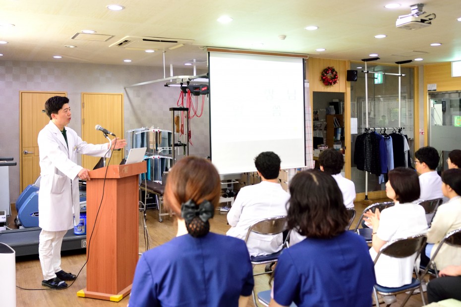 ac3e47feef49b808a7fb295c42f15c11_1559954